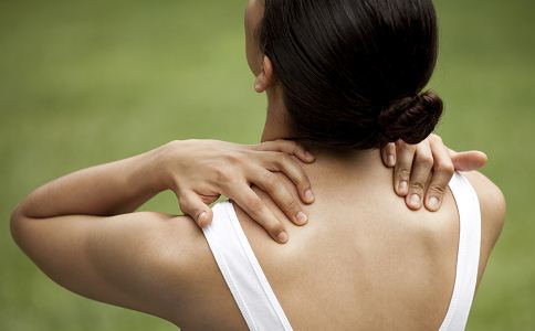 能夠和頸椎按摩儀功能媲美的按摩方法？快學(xué)學(xué)